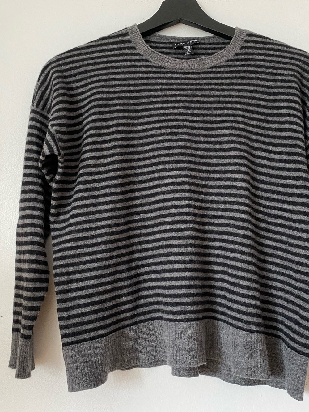 Eileen Fisher Grey & Black Striped Crewneck Sweater 100% Merino Wool 90s Grunge